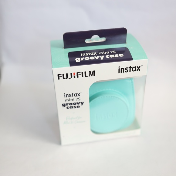 NIB Fujifilm  Instax mini 7S camera case - Picture 2 of 7